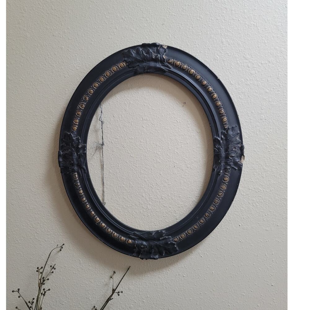 Vintage Large Gesso Oval Black Picture Frame Oak Leaf, Gold Accents Chippy